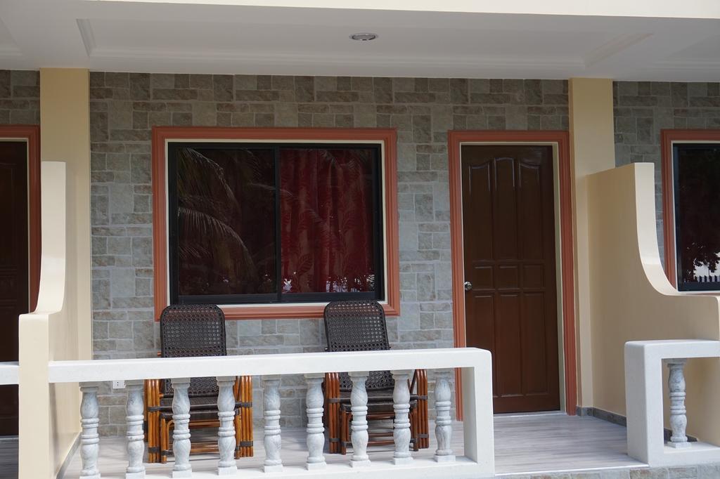 Wellbeach Dive Resort Zamboanguita  Ngoại thất bức ảnh
